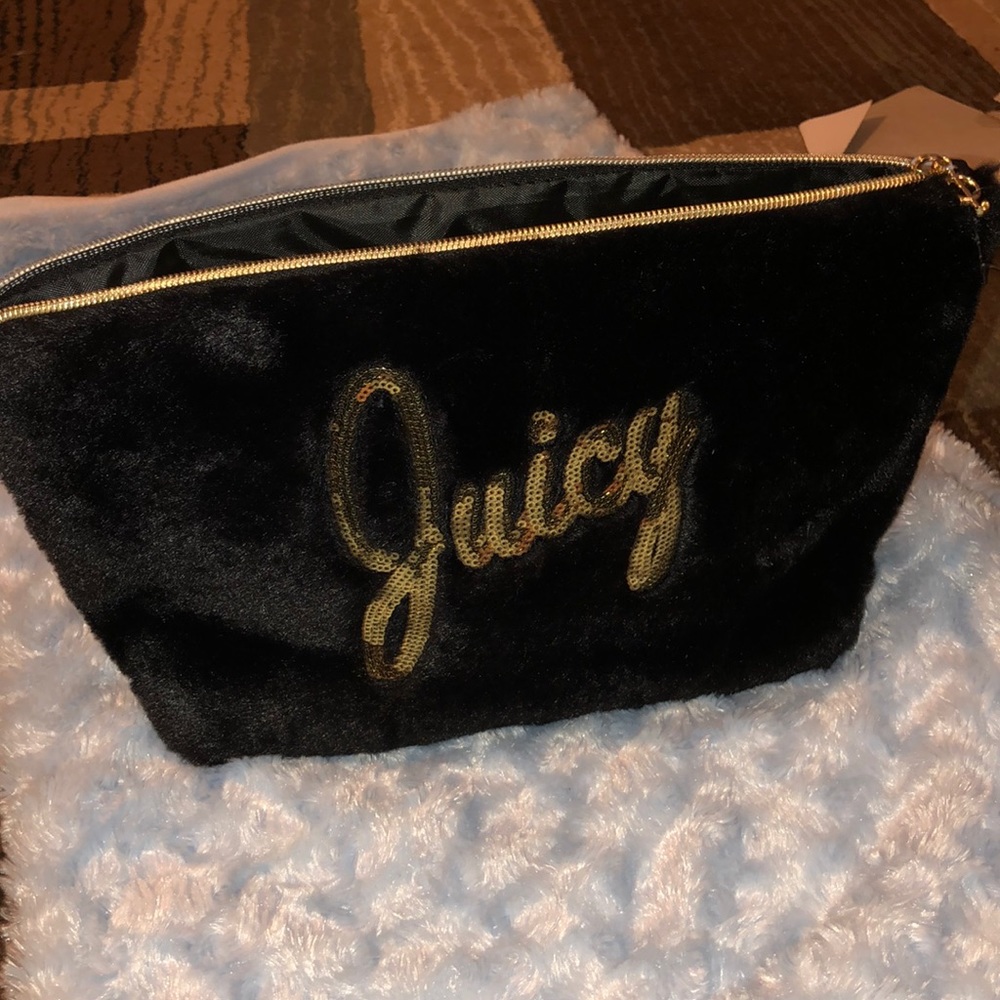 Juicy Couture makeup pouch